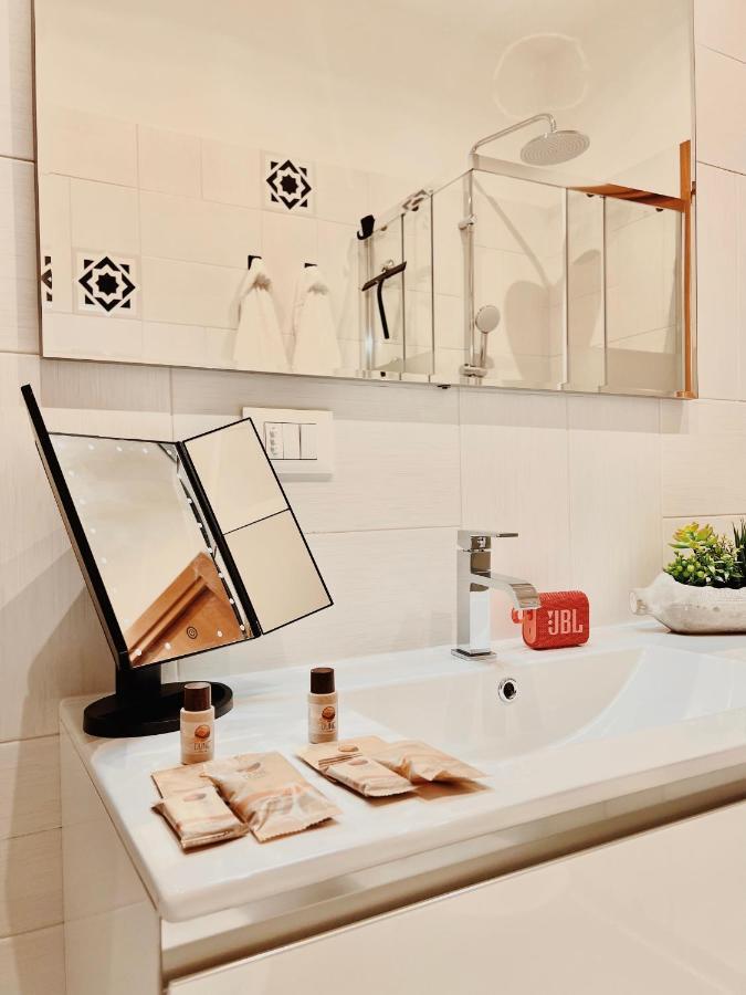 Futura Suite Apartment Bologna Eksteriør bilde